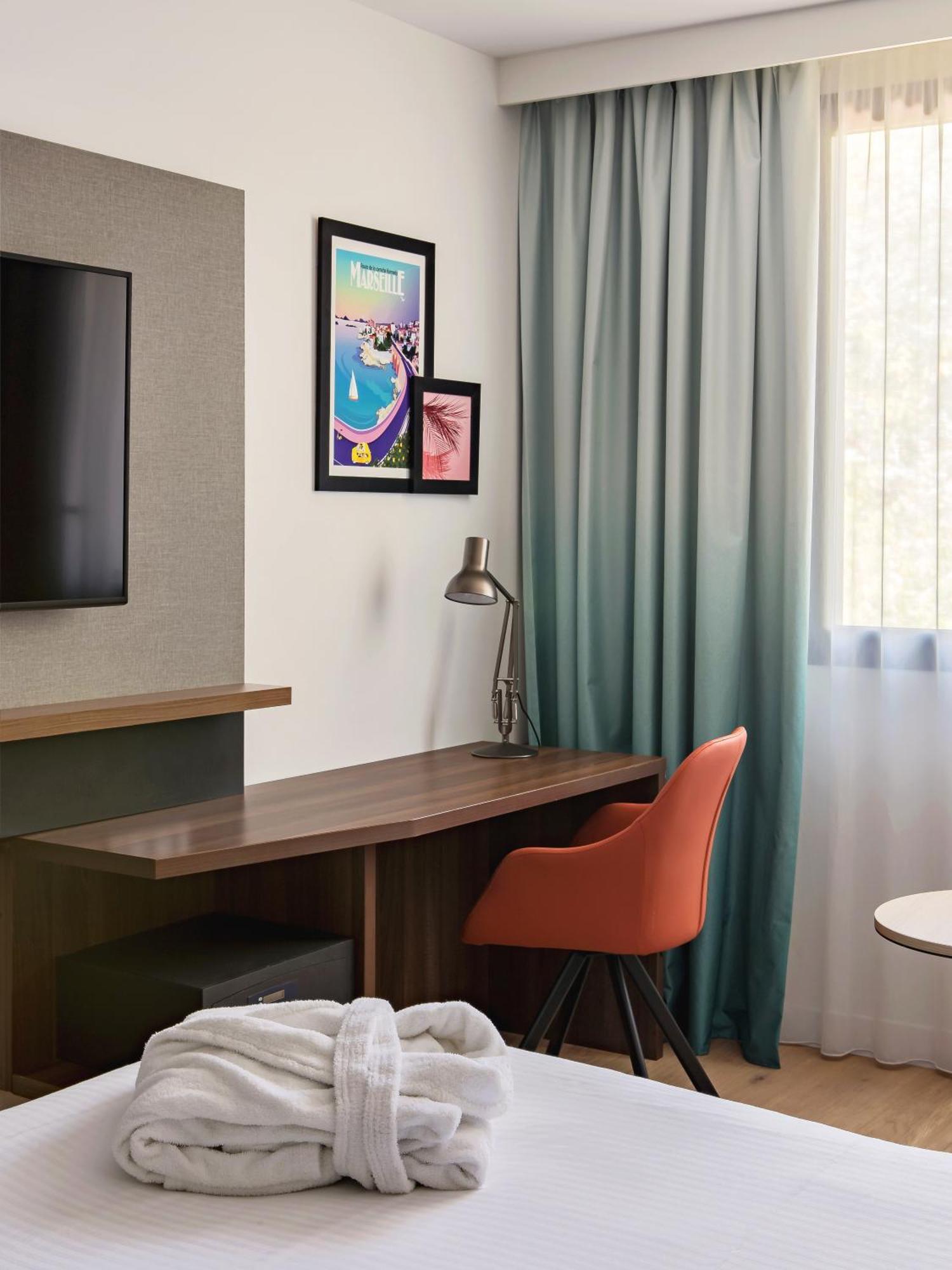 Holiday Inn - Marseille Airport By Ihg Vitrolles  Kültér fotó