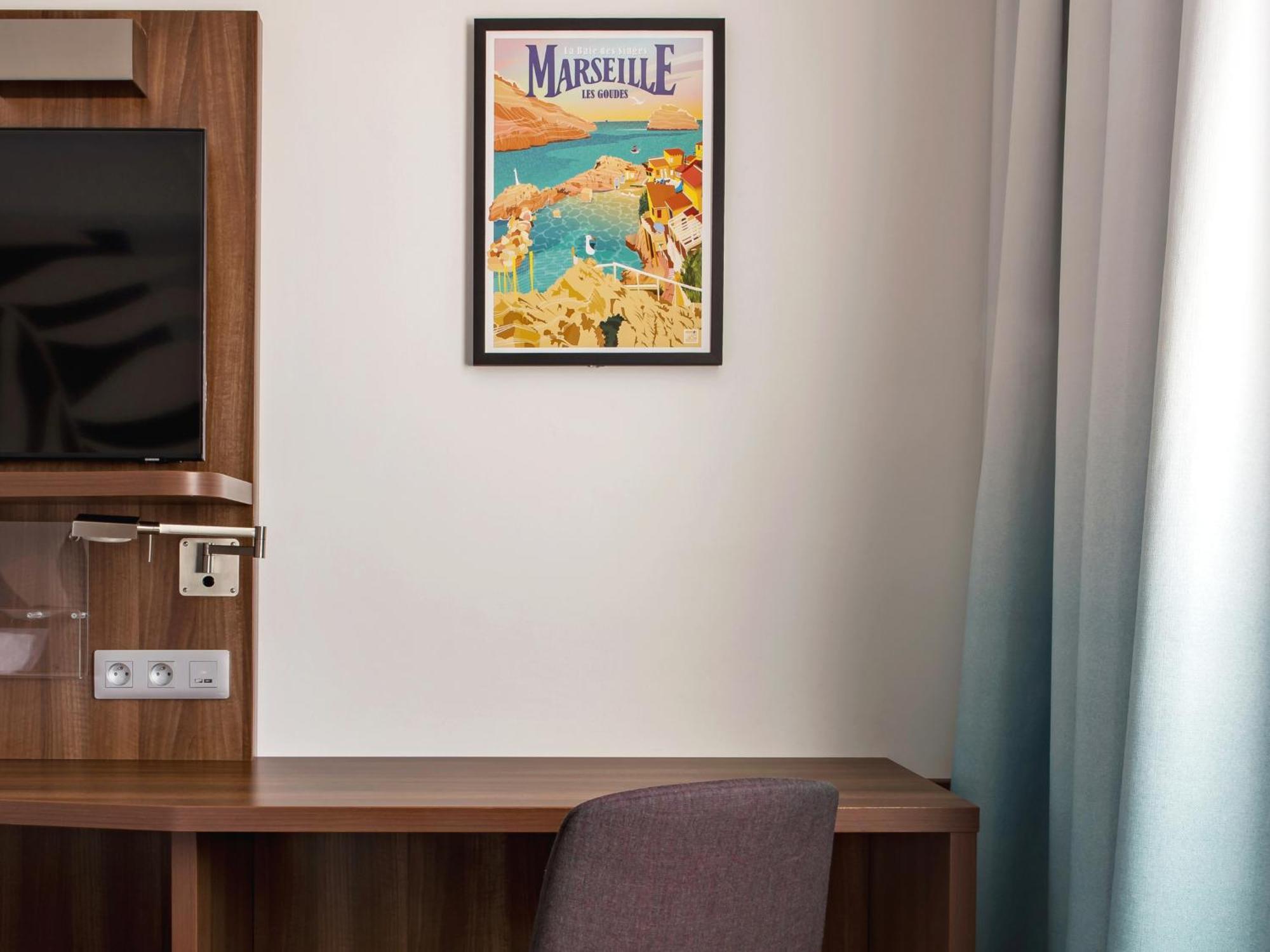 Holiday Inn - Marseille Airport By Ihg Vitrolles  Kültér fotó