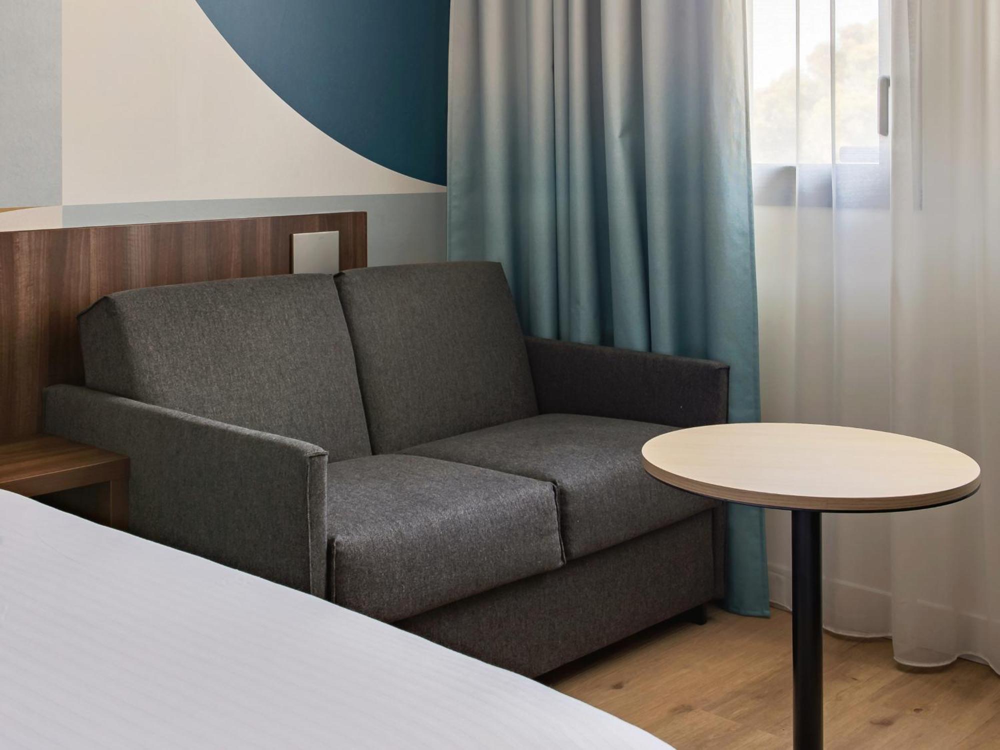 Holiday Inn - Marseille Airport By Ihg Vitrolles  Kültér fotó