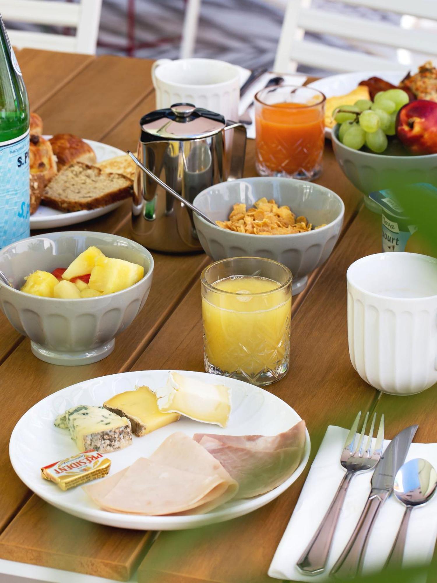 Holiday Inn - Marseille Airport By Ihg Vitrolles  Kültér fotó