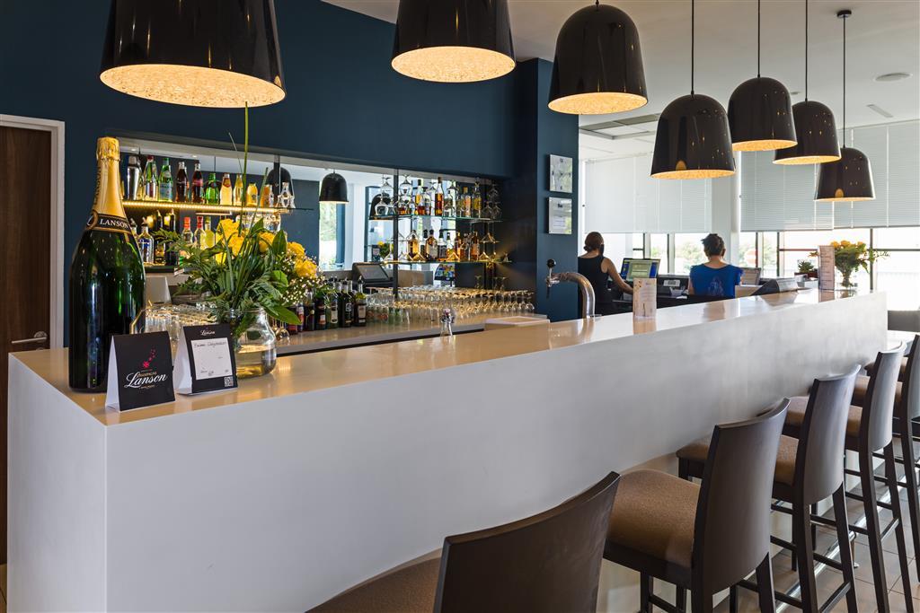 Holiday Inn - Marseille Airport By Ihg Vitrolles  Kültér fotó