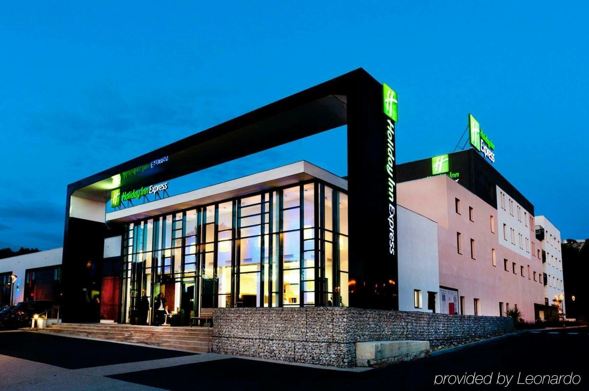 Holiday Inn - Marseille Airport By Ihg Vitrolles  Kültér fotó